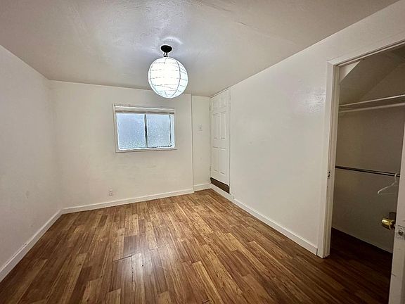 5th image of 173 Castillejo Dr
