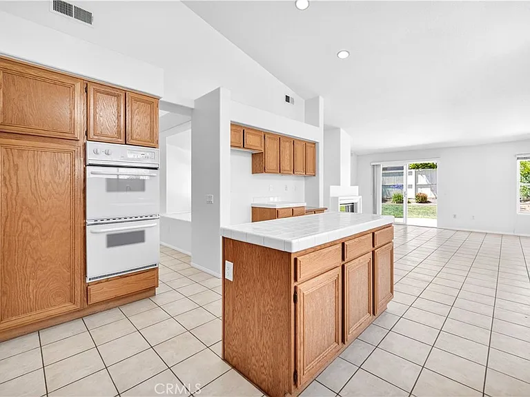 1699 Ramona Dr — Photo 24