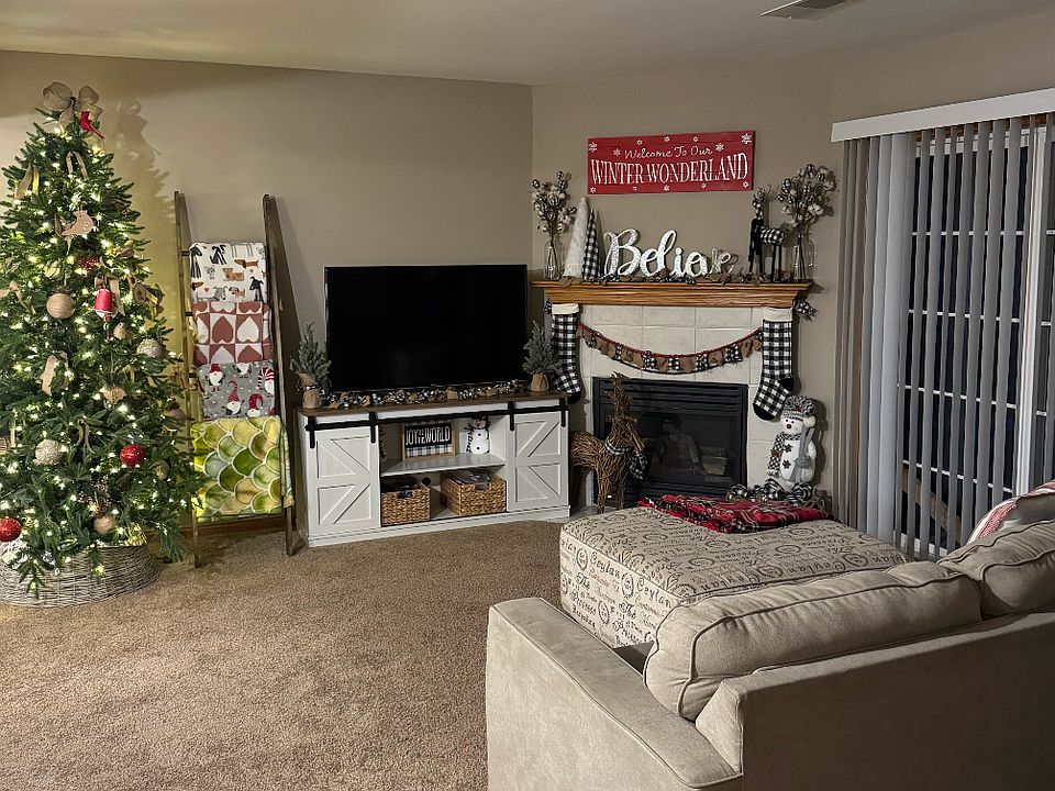 2nd image of 1393 Dayton St APT 3