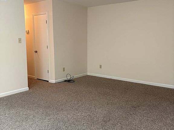 4th image of 1751 Patrick Way #17934423