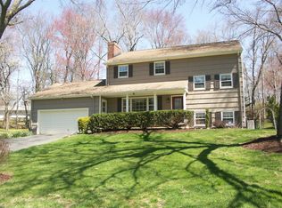 3 Lealand Rd, Morris Plains, NJ 07950