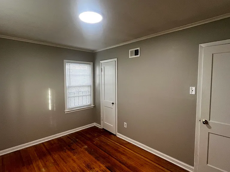 4667 Violet Ave — Photo 14