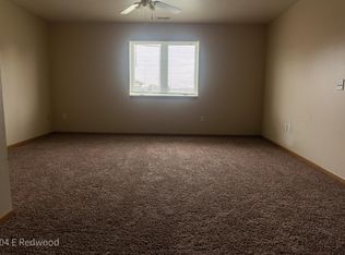 1304 E Redwood Blvd, Brandon, SD 57005