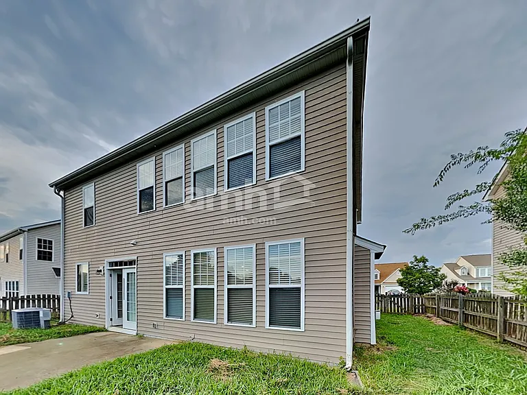 12816 Walking Stick Dr — Photo 17