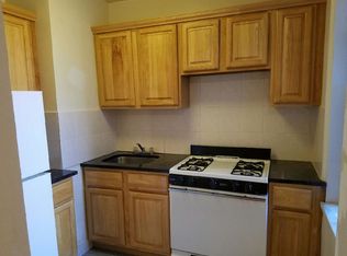 6640 Wetherole St, Rego Park, NY 11374