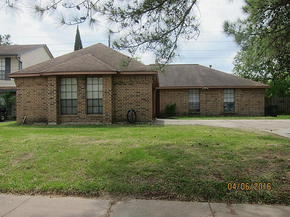 1st image of 8315 Enchanted Forest Dr