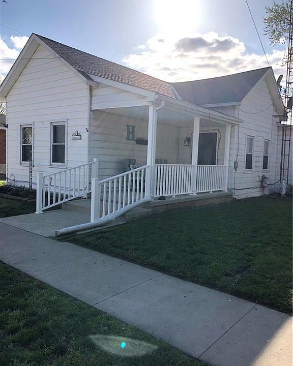 1st image of 230 Jefferson St