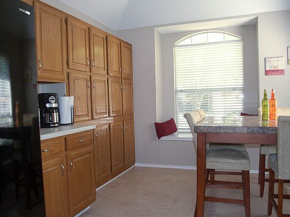4th image of 5109 Hearthcrest Dr