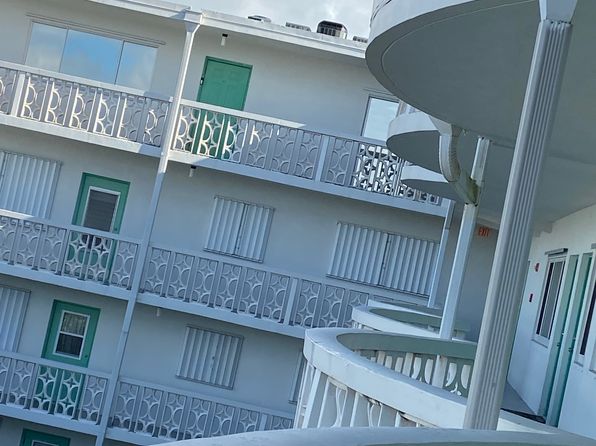 2381 Sunset Ave #40X