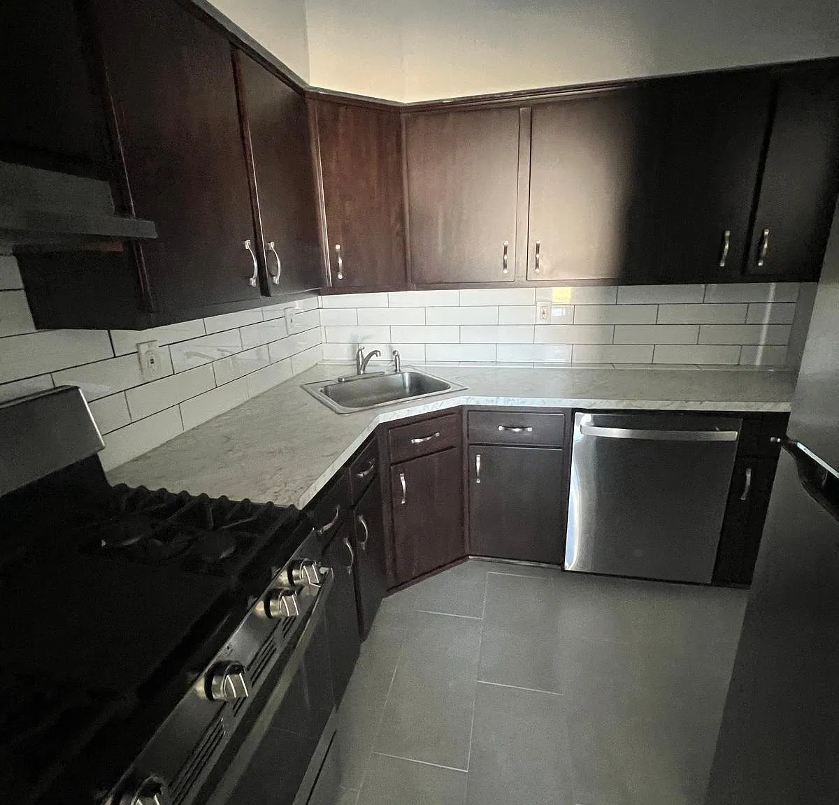 2 bed, 1.5 bath, 947 sqft, $2,800 — Photo 3
