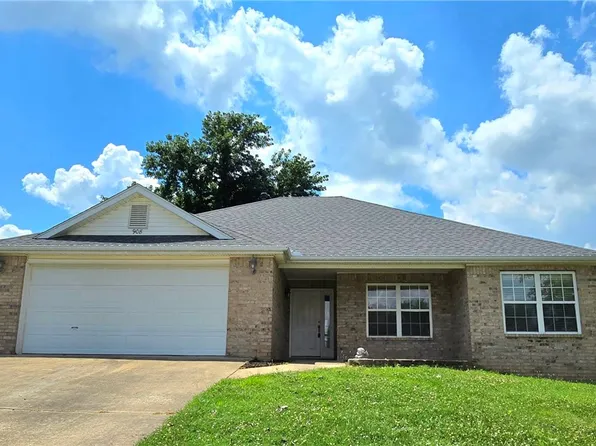 908 SW Cheyenne Dr, Bentonville, AR 72712