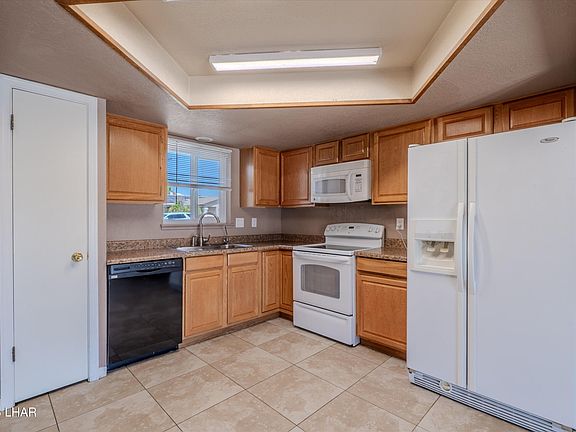 5th image of 1904 Mimosa Dr