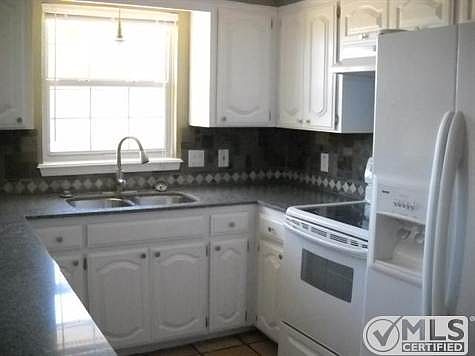 3rd image of 4109 Craig Dr