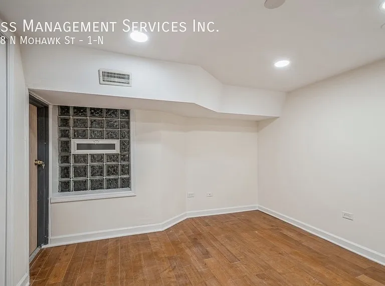 1418 N Mohawk St #1 — Photo 8