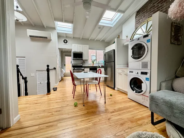 15 Bond St, Boston, MA