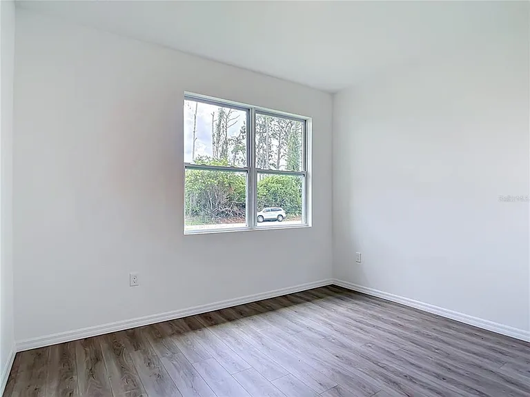 1081 McCrory St — Photo 41