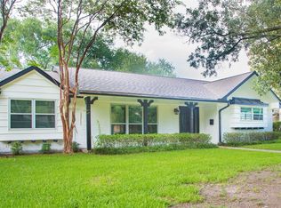 5226 Loch Lomond Dr, Houston, TX 77096