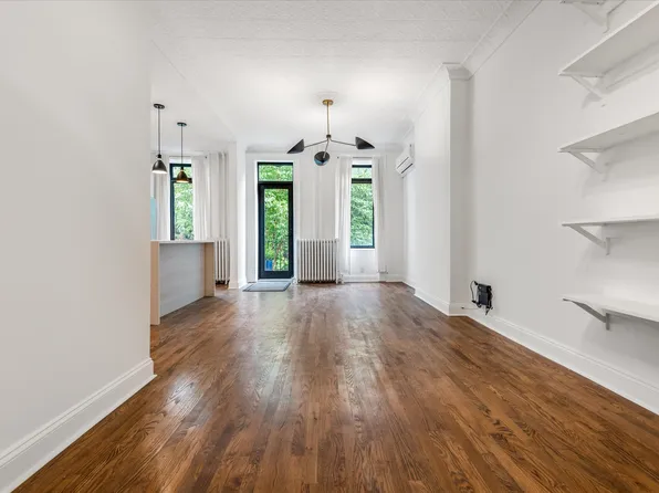 59-32 Grove Street image 6 of 23