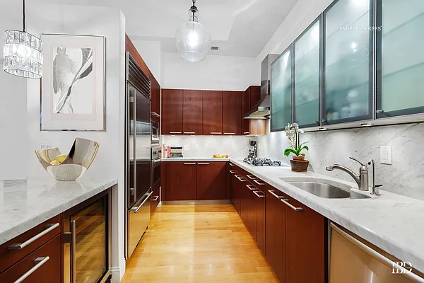 Rented by Engel & Völkers New York City | media 14