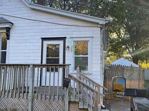 2nd image of 1320 N Broadway St