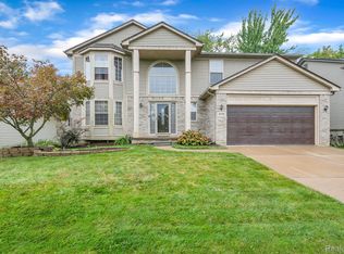 3103 River Meadow Cir, Canton, MI 48188