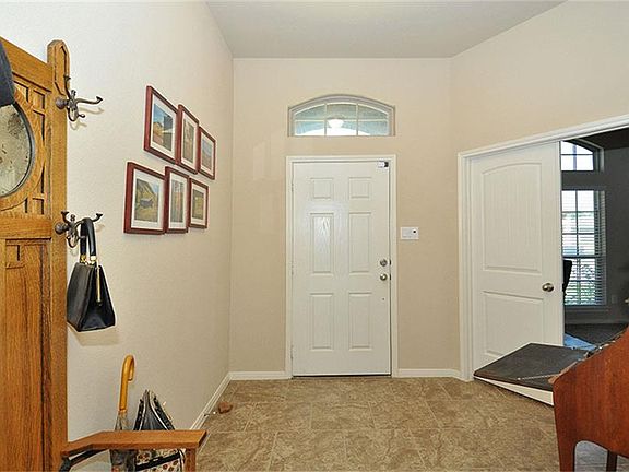 3rd image of 22571 Valley Canyon Ln