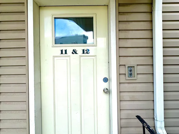 2215 Grand Avenue 12 image 3 of 39