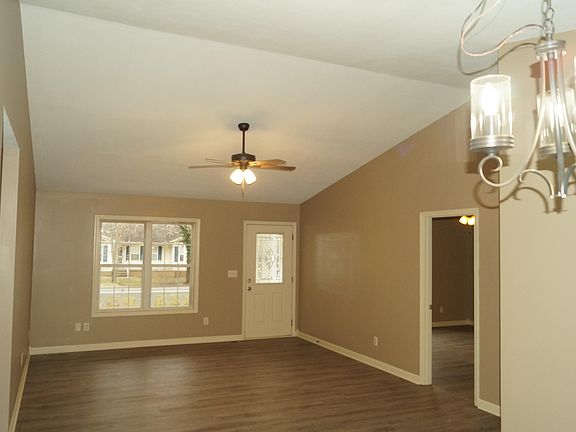 4th image of 2150 Keno Dr