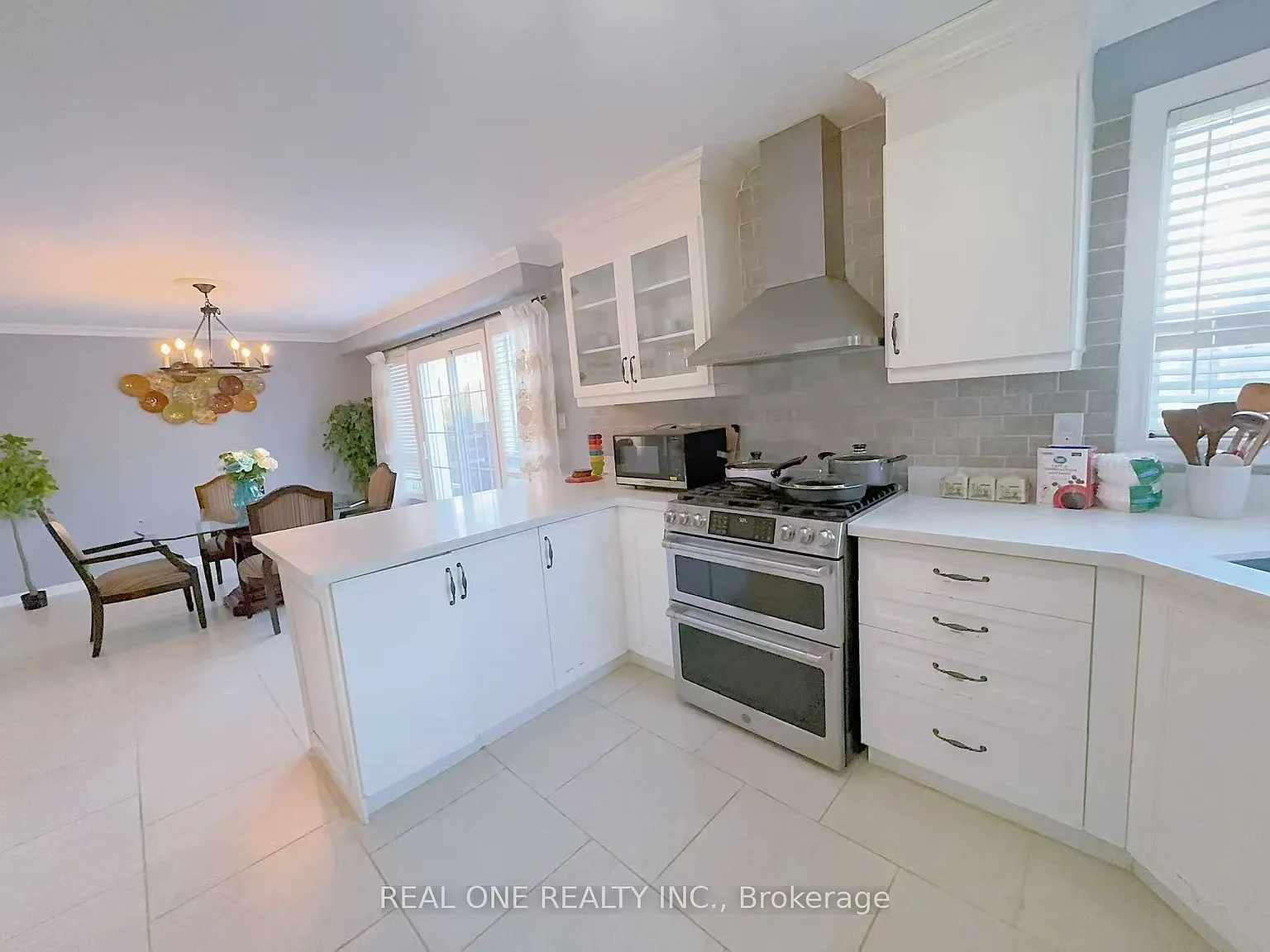 5 bed, $3,150 — Photo 4