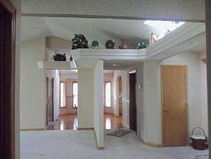 4th image of 250 Stoneykirk Dr