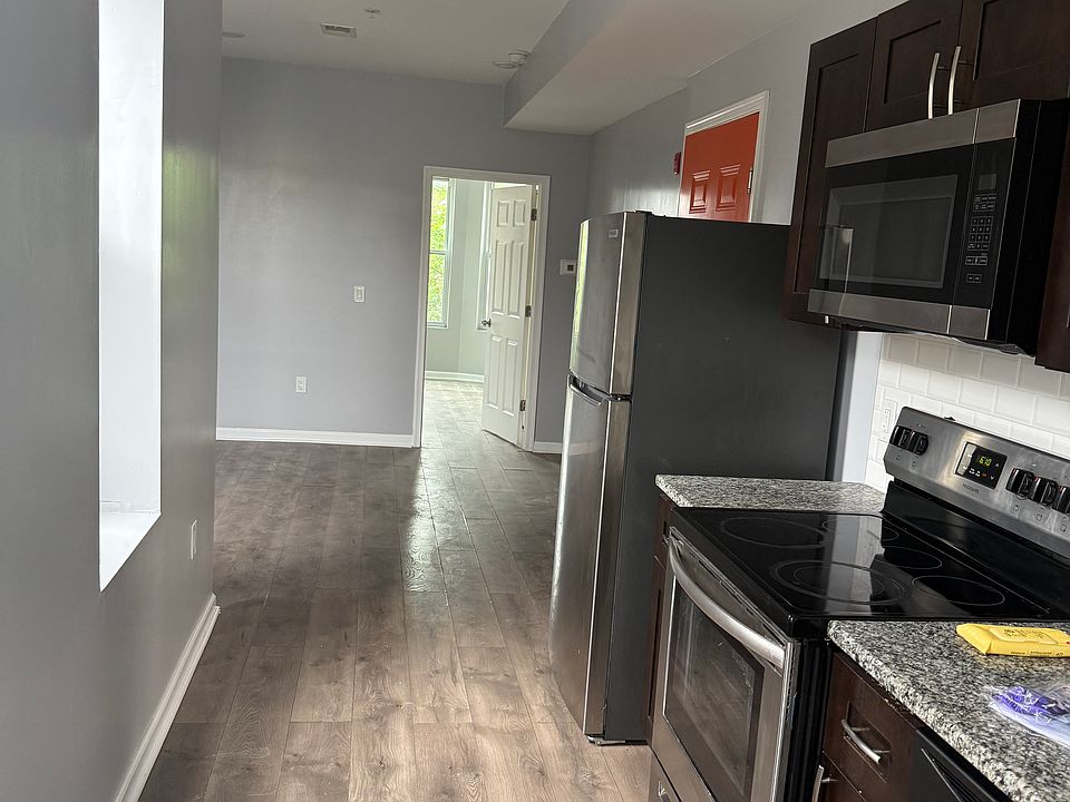 2nd image of 3554 N 11th St #2