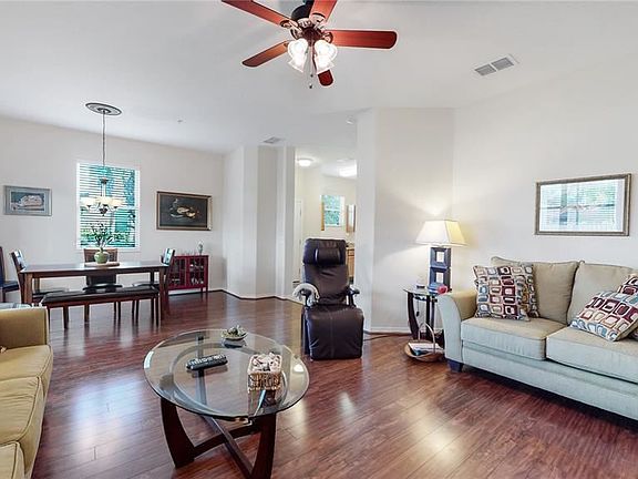 5th image of 1347 Priory Cir