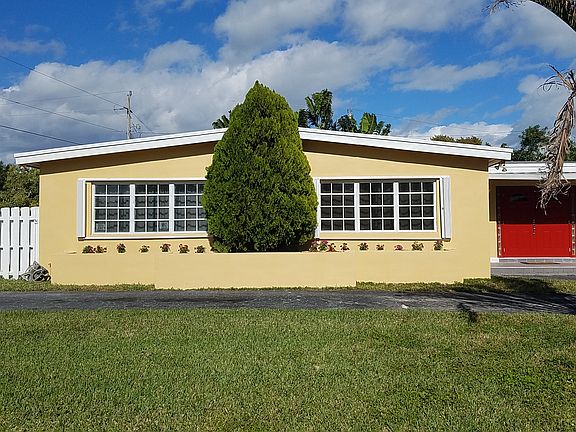 4th image of 9321 Nautilus Dr