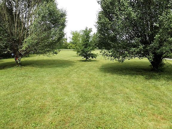 4th image of 5206 Woodbury Hwy