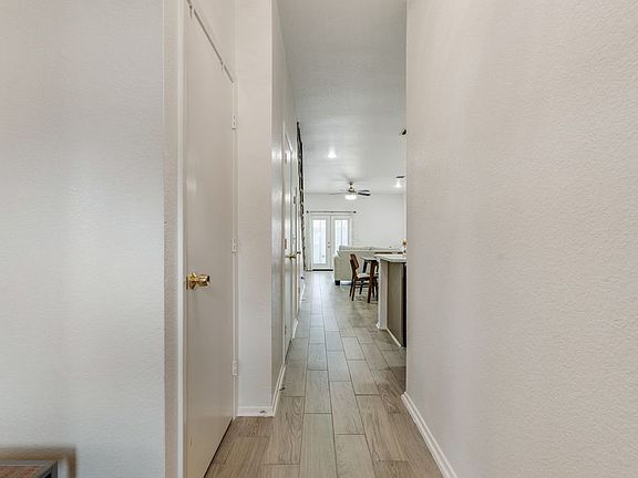 4th image of 3801 14th St APT 1905