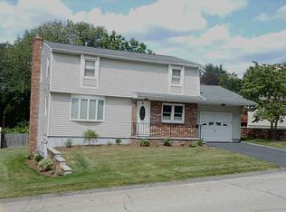 70 Hilltop Rd, East Providence, RI 02914