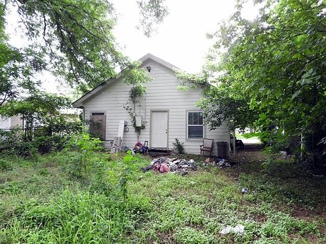 2nd image of 3423 Latimer St