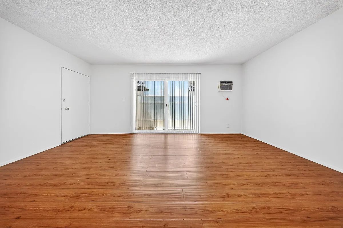 Building Photo - 9030 Harratt St.