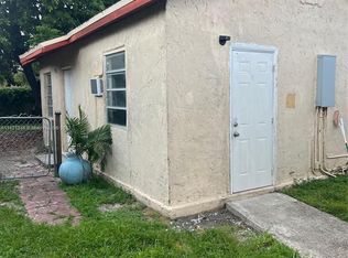 1030 NW 106th St, Miami, FL 33150