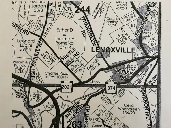 10 Overlook Rd, Carbondale, PA 18407