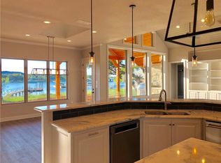 1007 Robin Ln, Graford, TX 76449