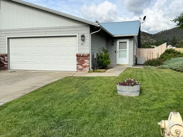 911 Shasta Ave, Yreka, CA 96097