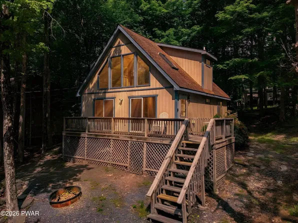 72 Woodridge Dr, Lake Ariel, PA 18436