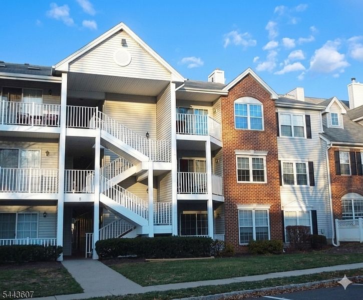 1st image of 816 Breckenridge Dr