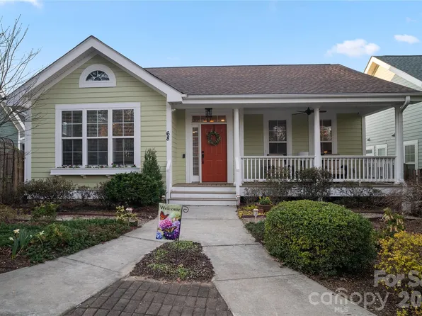 68 S Inglenook Ln, Flat Rock, NC 28731