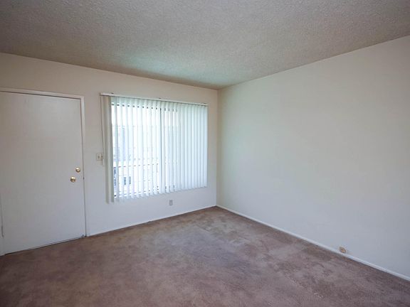 4th image of 550 N Catalina Ave APT 17