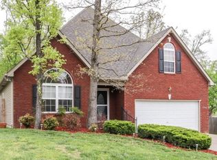 2306 Discovery Ct, La Vergne, TN 37086
