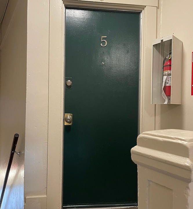 1st image of 248 E San Salvador St #5