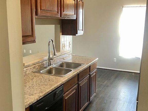 5th image of 3024 Princeville Dr