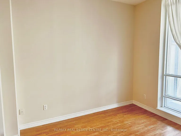 761 Bay St #204 — Photo 14